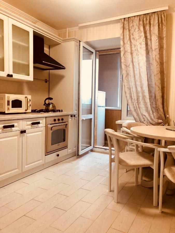 Classic Apartment Boryspilʼ Eksteriør billede
