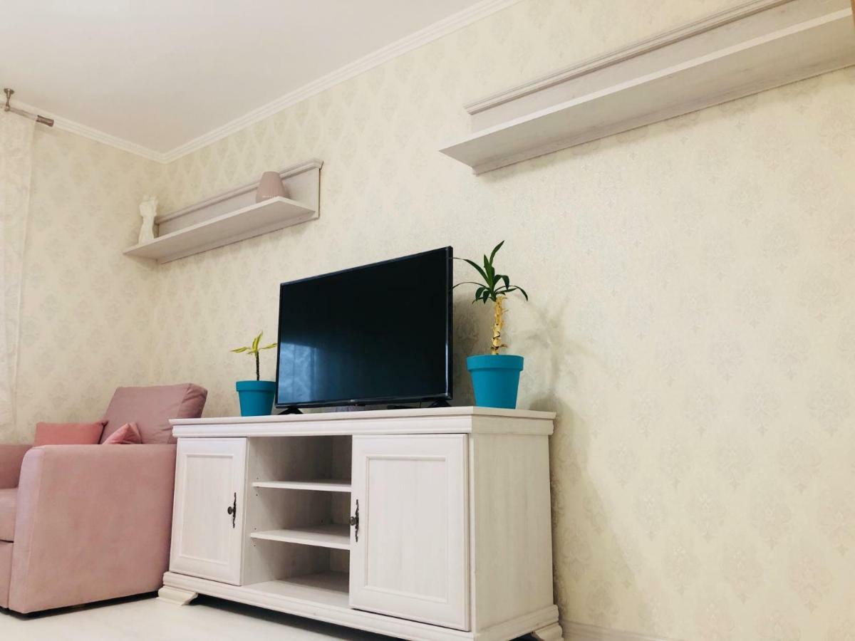 Classic Apartment Boryspilʼ Eksteriør billede