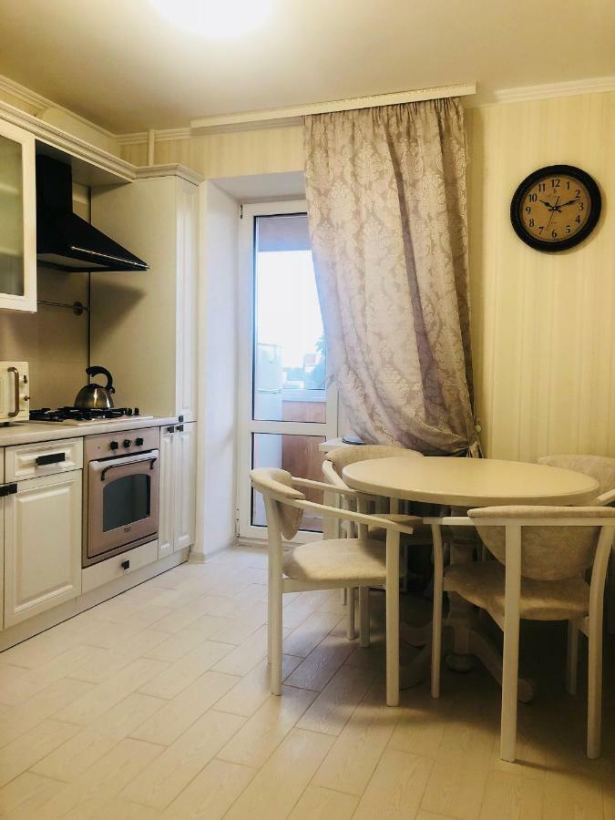 Classic Apartment Boryspilʼ Eksteriør billede
